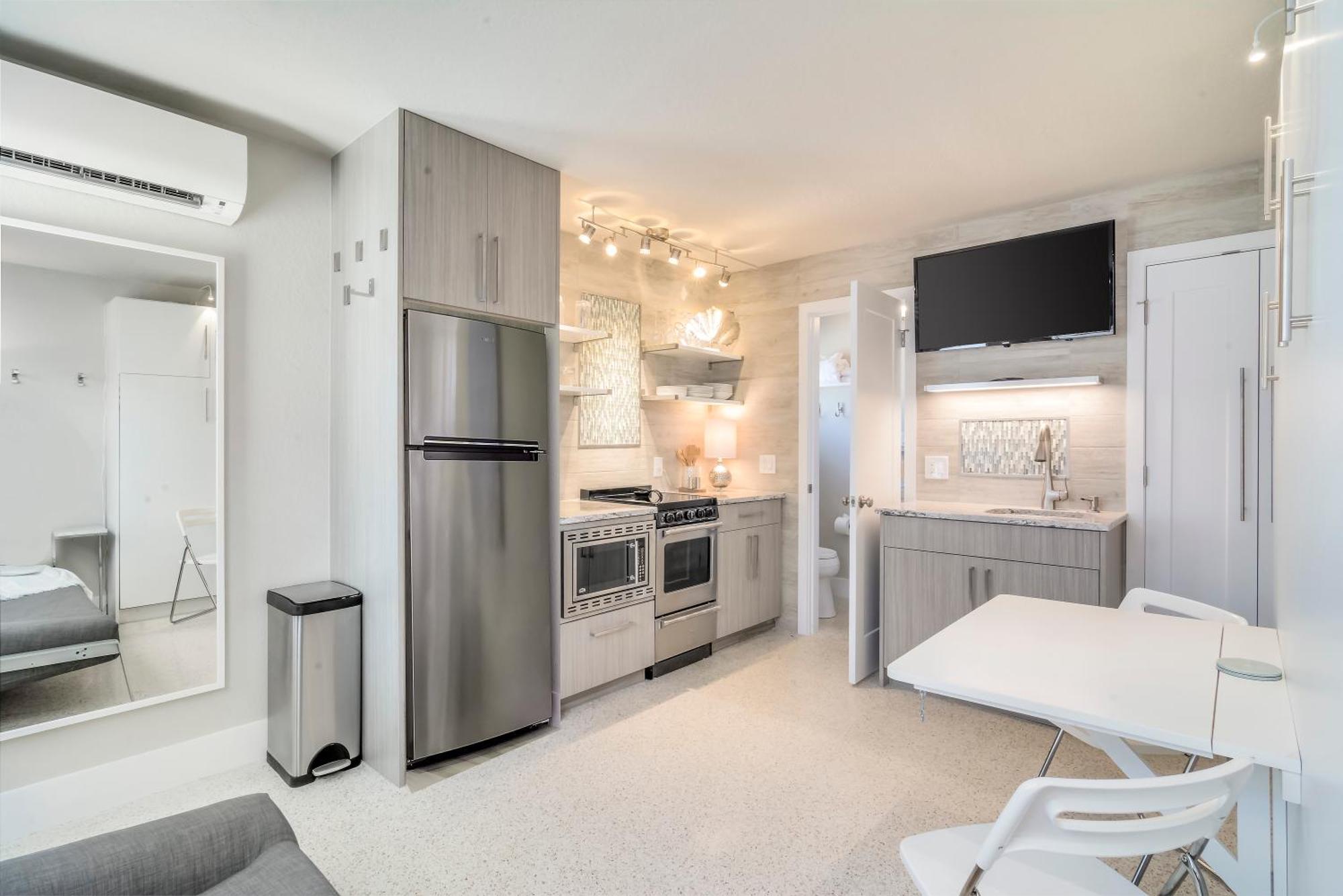 Boutique Vacation Rental Complex At Beach Cocoa Beach Εξωτερικό φωτογραφία
